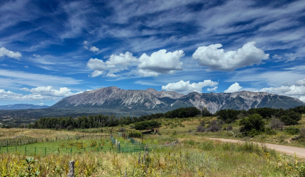 Selling Land to a Developer in Colorado closing checklist